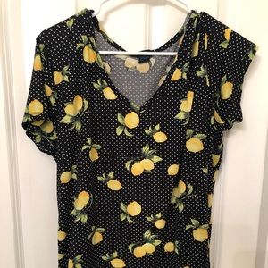 Polka dot lemon tee